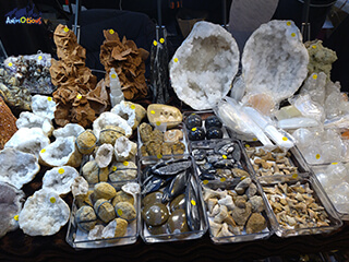 salon-macon-stand-mineraux-2