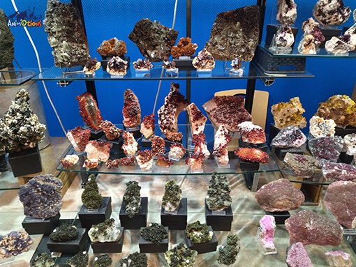 salon-macon-stand-mineraux